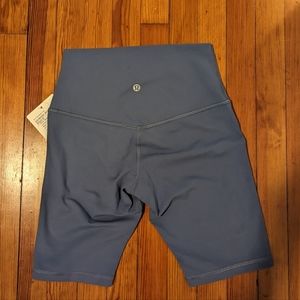 Lululemon Water Drop Shorts Size 4